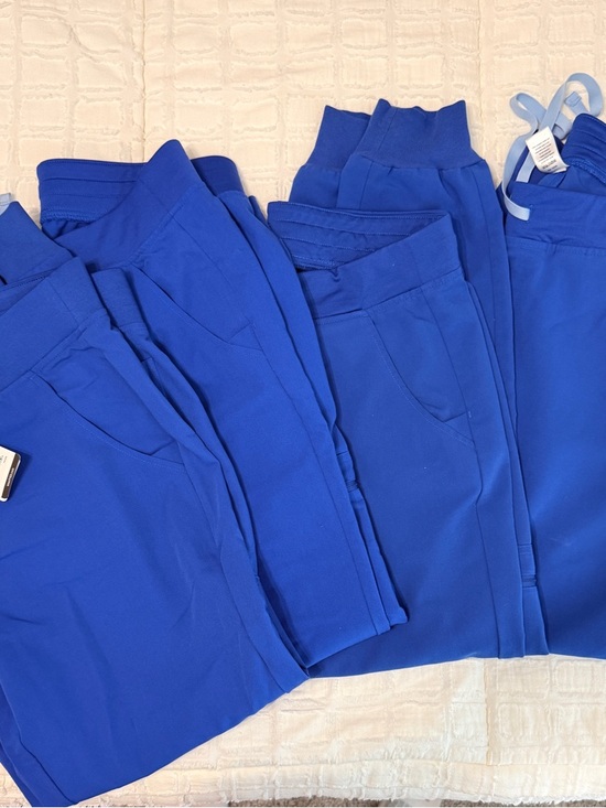 Figs Pants - Figs Zamora scrub pants (4 pairs)